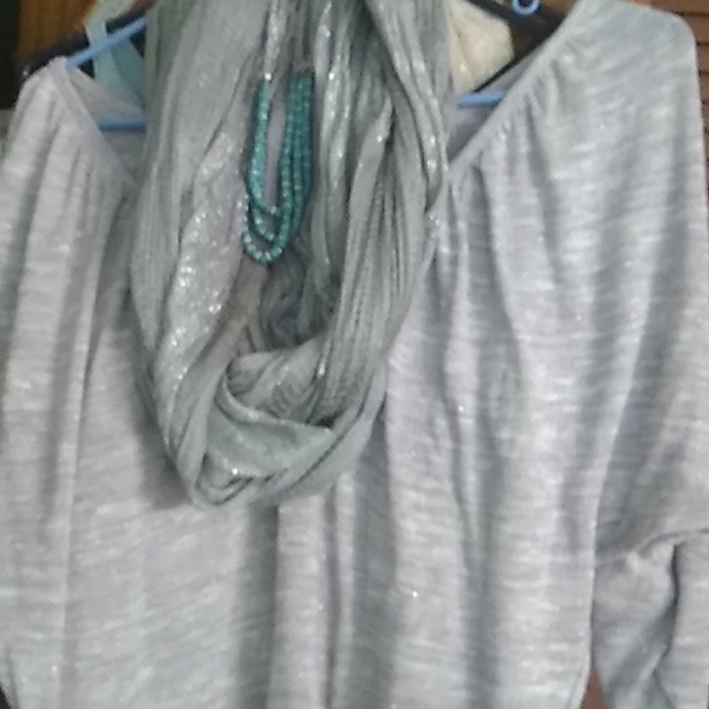 Shirt - Picture 2 of 3
